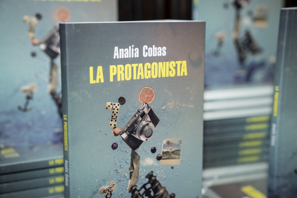 La protagonista llega a la Biblioteca Nacional