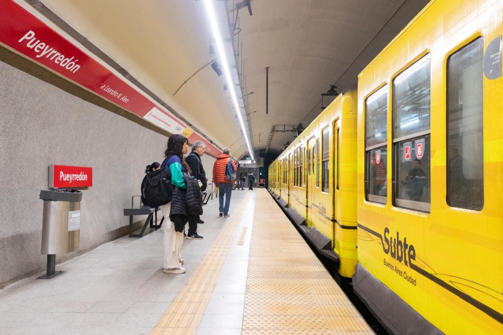 La Ciudad exigir&aacute; servicios m&iacute;nimos de subtes, colectivos y recolecci&oacute;n de residuos durante los paros