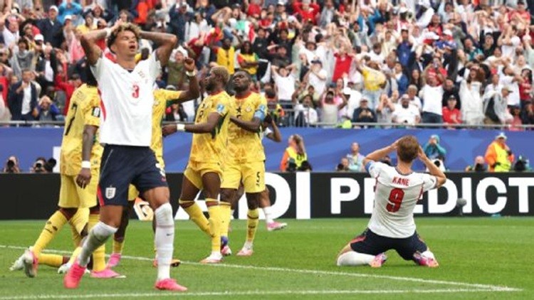 Inglaterra choc&oacute; contra el muro de Ghana y dej&oacute; abierta la pelea por el grupo L