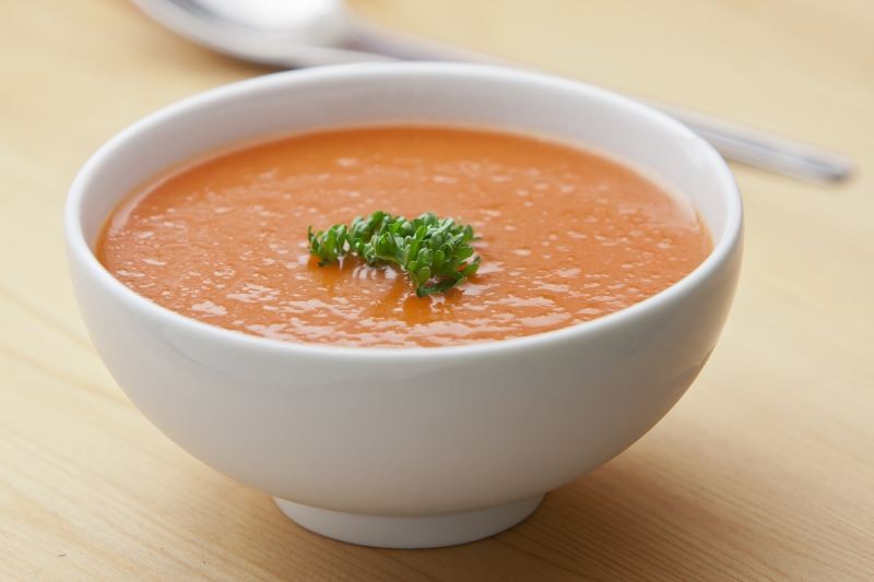 La sopa fr&iacute;a que revolucion&oacute; la cocina espa&ntilde;ola: la historia del gazpacho y c&oacute;mo prepararlo en casa