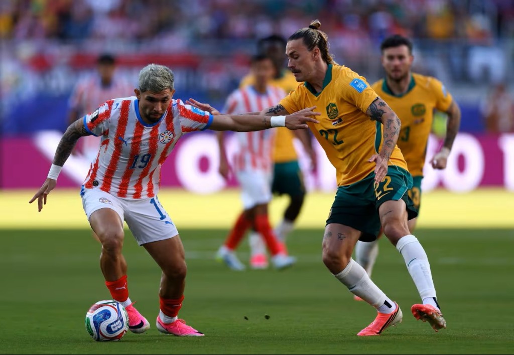 Paraguay resisti&oacute; ante Australia y ahora depende de otros resultados para seguir en el Mundial