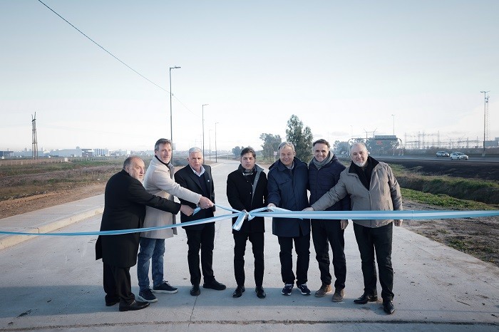 Kicillof inaugur&oacute; una obra clave para el Parque Industrial de Hudson y apunt&oacute; contra Milei