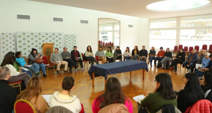 Esteban Echeverr&iacute;a puso en marcha una mesa de trabajo para fortalecer la prevenci&oacute;n del delito juvenil