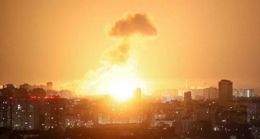 Una de las mayores ofensivas desde el inicio de la guerra: Rusia lanz&oacute; m&aacute;s de 650 drones y decenas de misiles sobre Ucrania