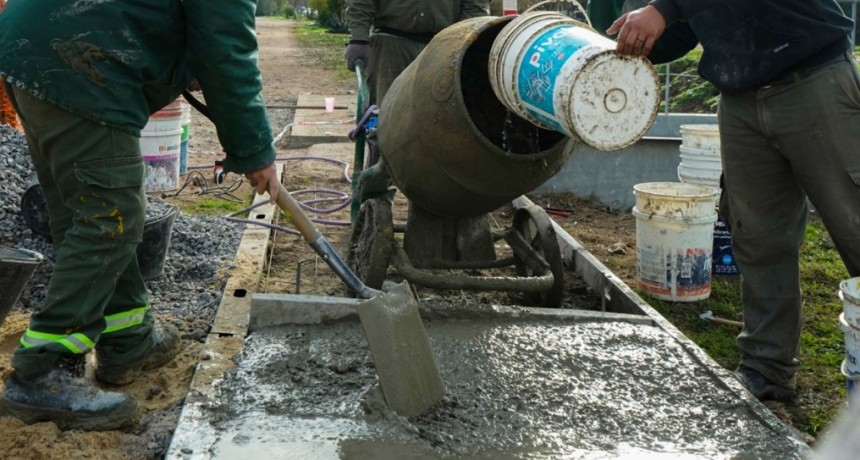Avanzan las obras de veredas y accesos peatonales en El Jag&uuml;el para mejorar la circulaci&oacute;n vecinal