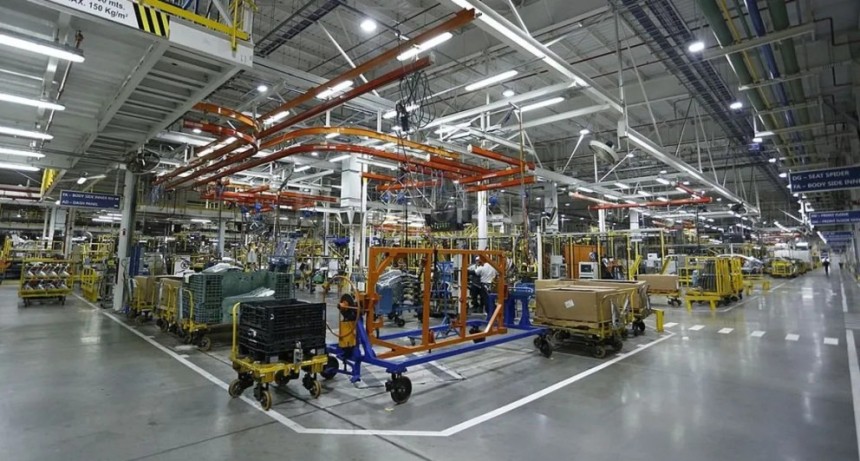 Alarma en la industria: proyectan la p&eacute;rdida de 500.000 empleos y el cierre de 40.000 pymes antes de fin de a&ntilde;o