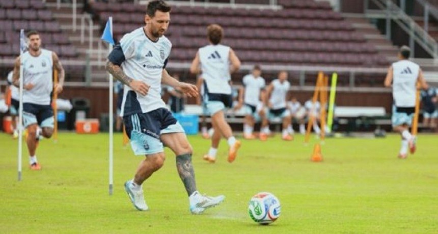 Messi vuelve y Scaloni perfila el once para el &uacute;ltimo ensayo antes del Mundial