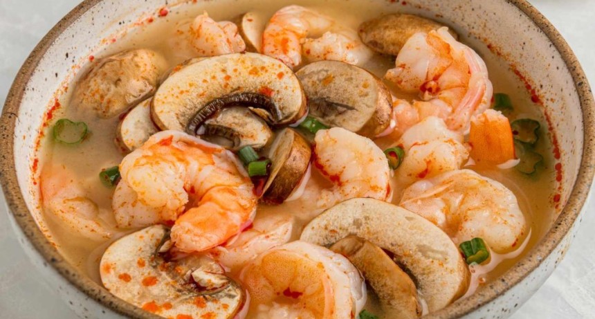 La sopa de camarones m&aacute;s famosa de Tailandia: la historia de la Tom Yum Goong y c&oacute;mo prepararla en casa