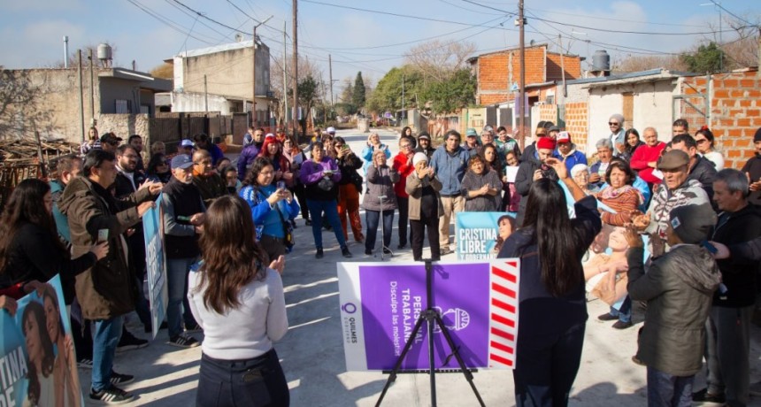 Avanzan nuevas obras de pavimento en Villa La Florida: construir&aacute;n 19 cuadras para mejorar la conectividad de dos barrios