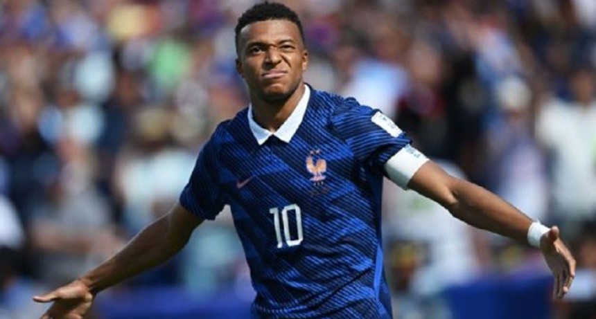 Mbapp&eacute; apareci&oacute; en el momento justo y Francia arranc&oacute; el Mundial con una s&oacute;lida victoria ante Senegal