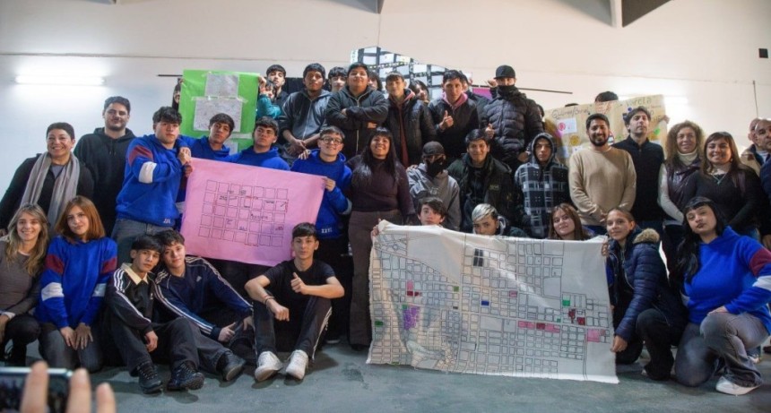 Quilmes fortalece la orientaci&oacute;n laboral de estudiantes con el proyecto Coordenadas