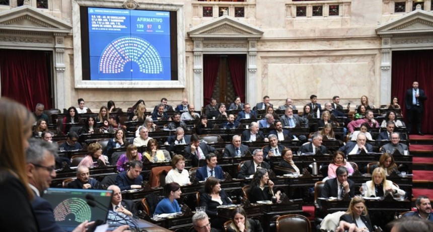 Diputados aprob&oacute; el &ldquo;super RIGI&rdquo;, autoriz&oacute; pagos por 171 millones de d&oacute;lares y volvi&oacute; a blindar a Adorni