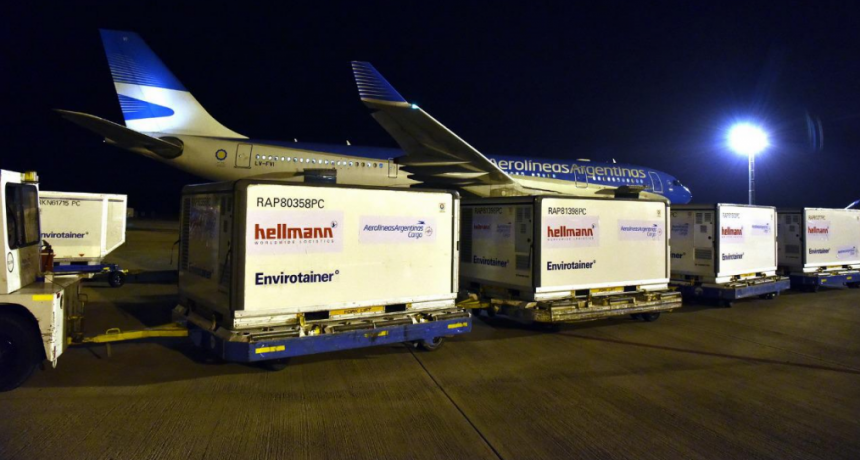 Arribaron otras 768.000 dosis de Sinopharm desde Pekín