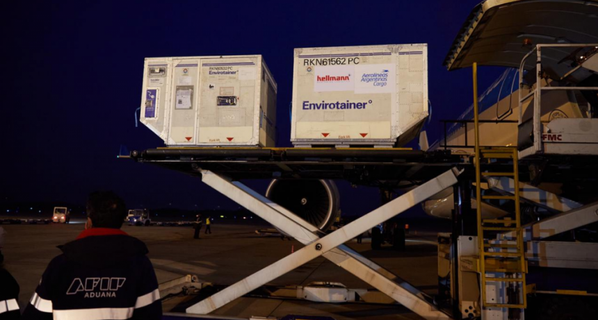 Llegaron 768.000 dosis de Sinopharm y Argentina ya cuenta con casi 40 millones de vacunas