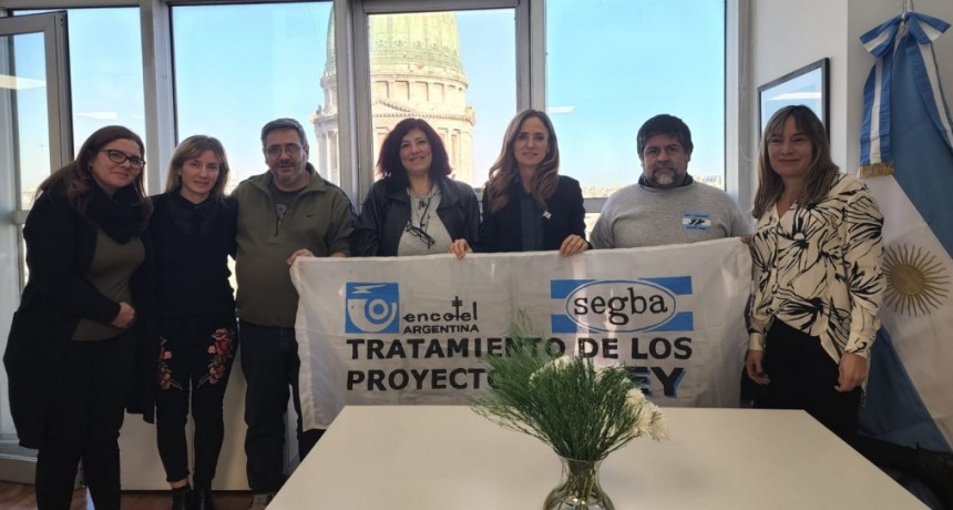 Victoria Tolosa Paz se reune con trabajadores de empresas privatizadas