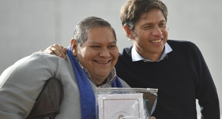 Kicillof encabezó la entrega de 300 títulos de propiedad gratuitos en Puan