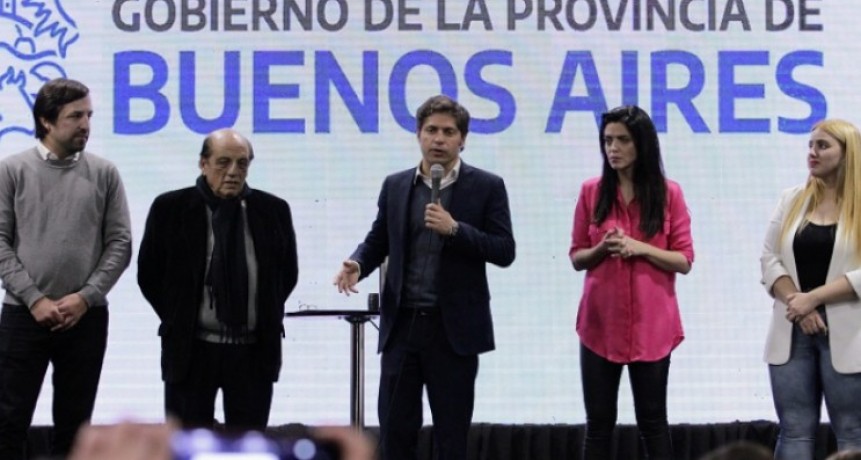 Axel Kicillof encabezó el reconocimiento a trabajadores que participaron de la campaña de vacunación