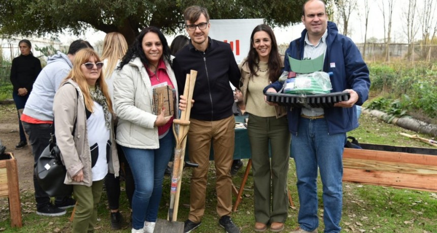 El Municipio entregó herramientas a escuelas del distrito para el cuidado ambiental
