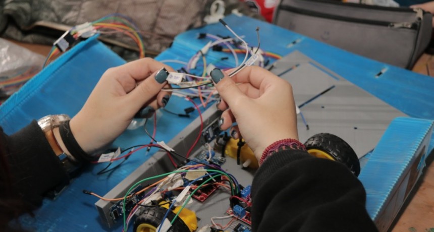 Comenzó la Feria Regional de Ciencia y Tecnología 2023 en Morón