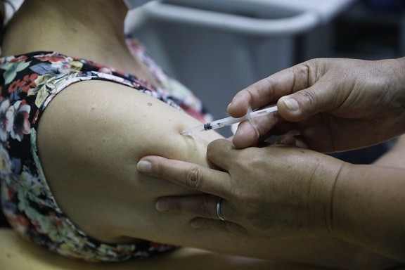 Operativos de vacunación en Esteban Echeverría