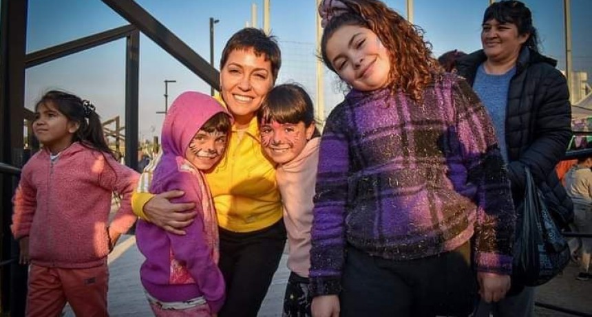 Mayra Mendoza lanzó el programa "Vacaciones Somos Quilmes 2024" en San Francisco Solano