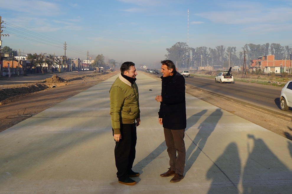 Menéndez y Katopodis supervisaron obras clave en Merlo: “Mientras otros frenan, nosotros seguimos avanzando”