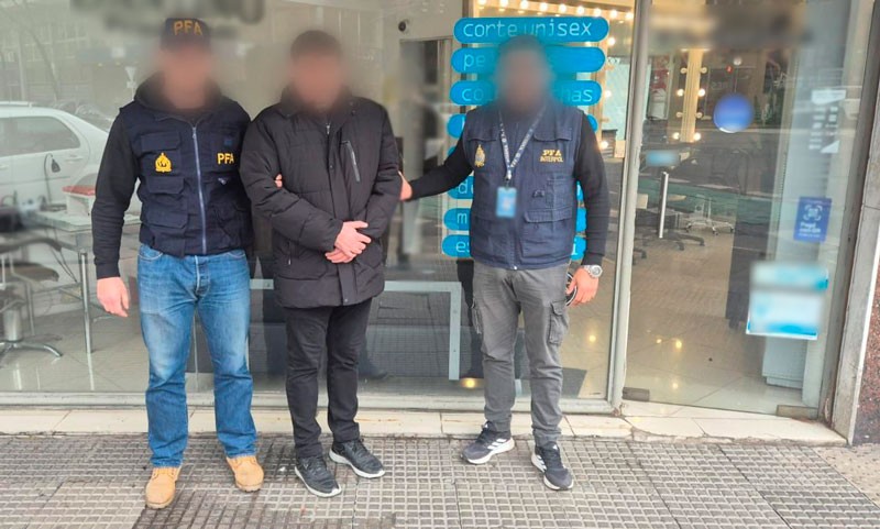 Detuvieron en Colegiales a un prófugo paraguayo con alerta roja de Interpol por abuso sexual agravado de menores