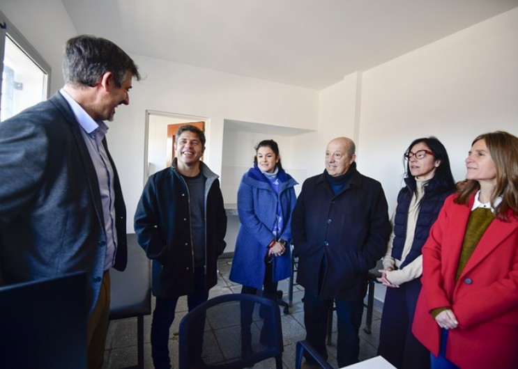 Kicillof inauguró un nuevo centro de salud en Miramar y apuntó contra el ajuste de Milei