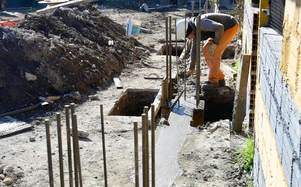 Monte Grande Sur: avanza la construcción del techo parabólico en el Club 19 de Agosto