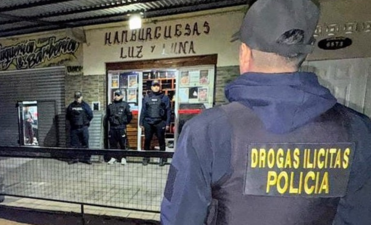 Cayó una banda narco que usaba una hamburguesería como fachada en González Catán