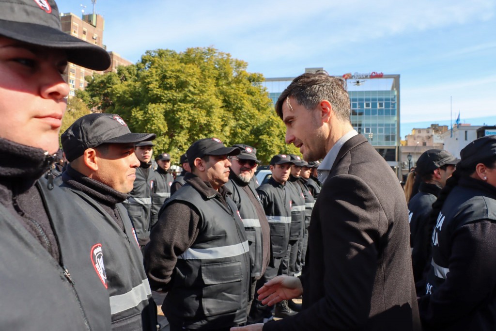 Morón lanza su Guardia Urbana: patrullajes en escuelas y zonas comerciales