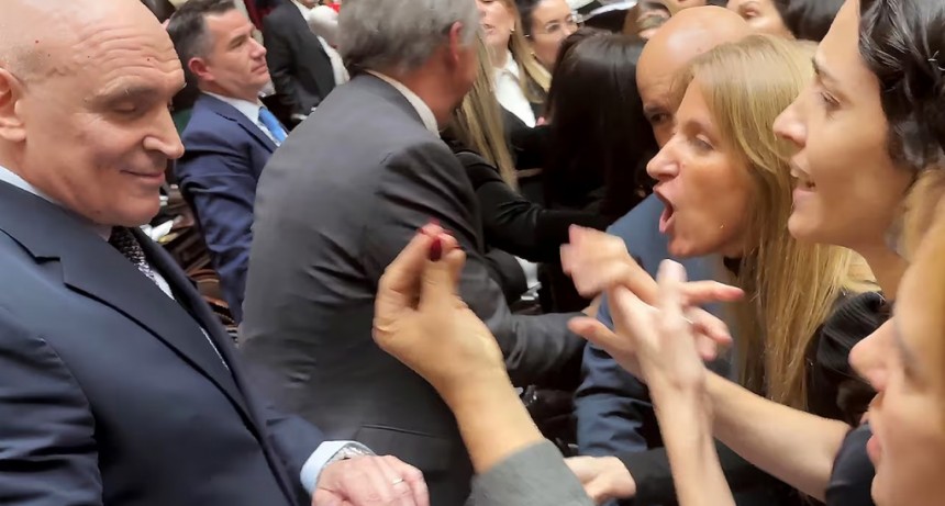 Estalla la tensión en el Congreso: el oficialismo pierde aliados y el control de la agenda legislativa
