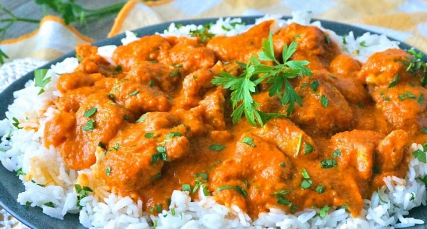 El plato que viajó por el mundo: descubrí el secreto del irresistible Pollo al Curry
