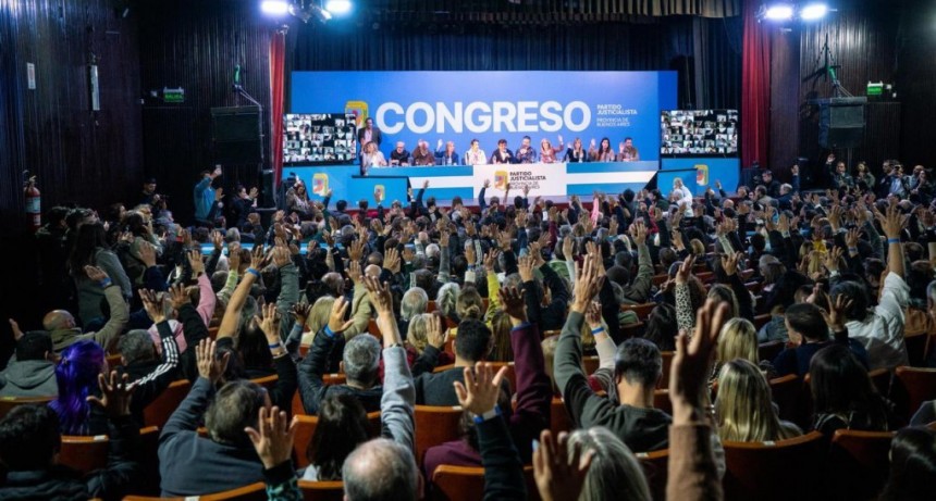 Unidad y pulseada: el PJ bonaerense definió la mesa política para armar el frente electoral