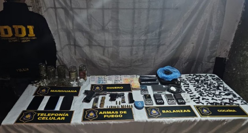 Virrey del Pino: desmantelan un búnker narco y detienen a tres personas por venta de drogas y tenencia de armas