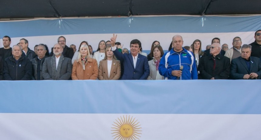 Fernando Espinoza en La Matanza: “El pueblo dijo que quiere ser libre de verdad”