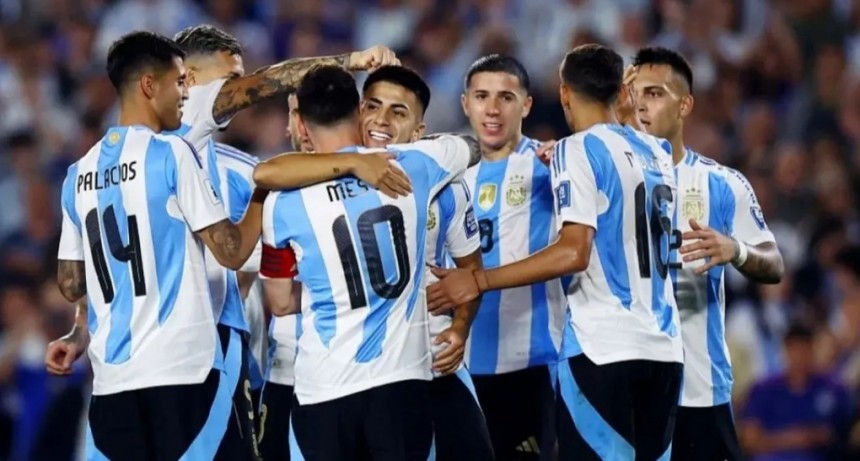 Argentina se mantiene en la cima del ranking FIFA, con España y Francia cada vez más cerca