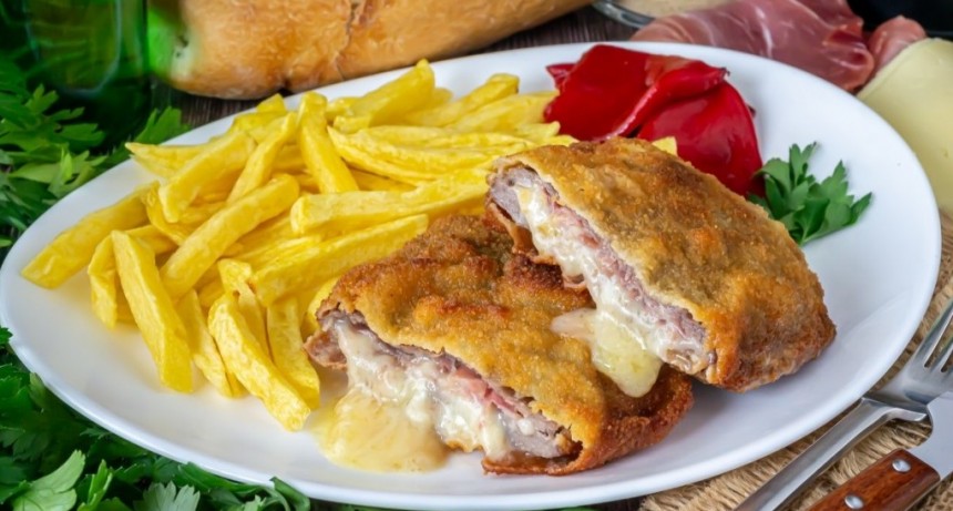 Carne, jamón y queso en versión XL: el cachopo asturiano, un plato que nos gusta a todos