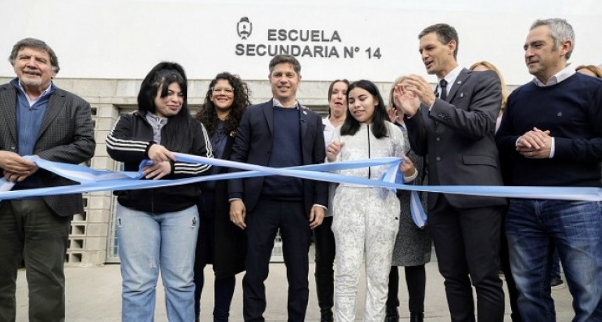 Kicillof inauguró un nuevo polo educativo en Alejandro Korn y sumó patrulleros para reforzar la seguridad local