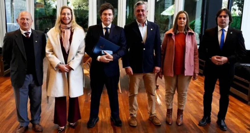 Milei se cruzó con la Mesa de Enlace: elogios, reproches y ninguna fecha para eliminar retenciones