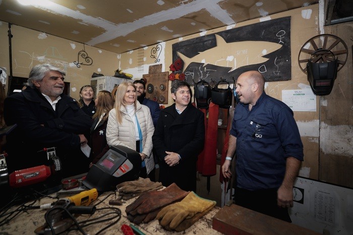 Kicillof homenaje&oacute; a Per&oacute;n en San Vicente y recorri&oacute; un centro de formaci&oacute;n laboral