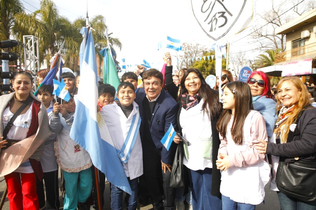 Espinoza apunt&oacute; contra Milei: &ldquo;No hay libertad ni independencia con una econom&iacute;a que ahoga el salario argentino&rdquo;