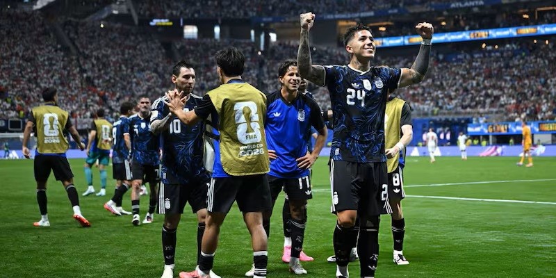 Argentina lo dio vuelta sobre la hora ante Inglaterra y jugar&aacute; la final del Mundial 2026