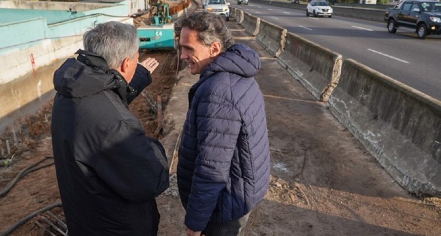 Katopodis recorri&oacute; la obra del cuarto carril de la Autopista Buenos Aires-La Plata