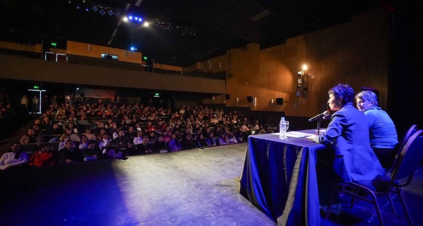 Quilmes relanz&oacute; un programa clave para prevenir la violencia digital en las escuelas