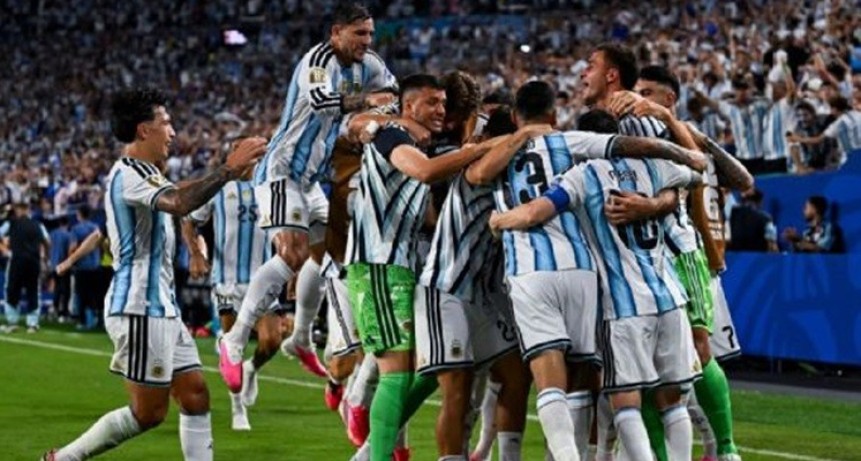 Argentina sufri&oacute; m&aacute;s de la cuenta ante Cabo Verde y avanz&oacute; a octavos del Mundial 2026 en una noche dram&aacute;tica
