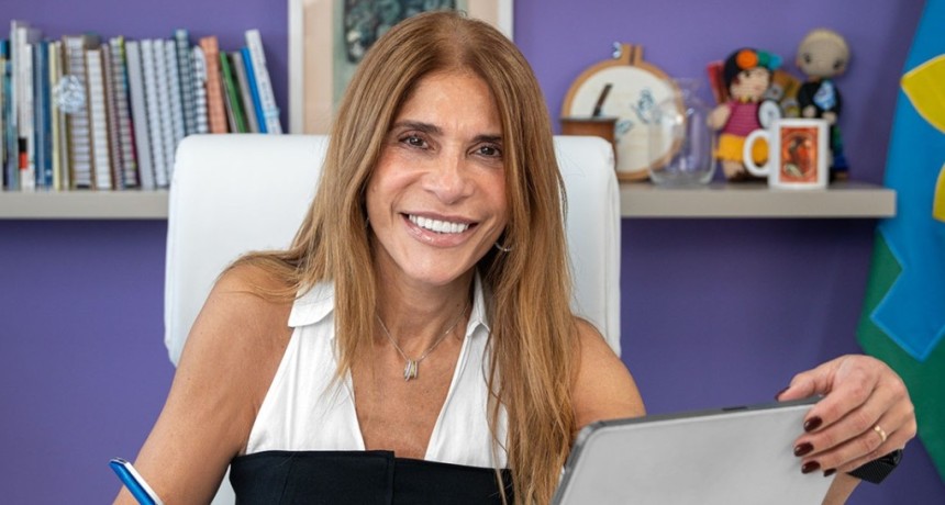 Magdalena Sierra asumi&oacute; la intendencia de Avellaneda y marc&oacute; el rumbo de su gesti&oacute;n