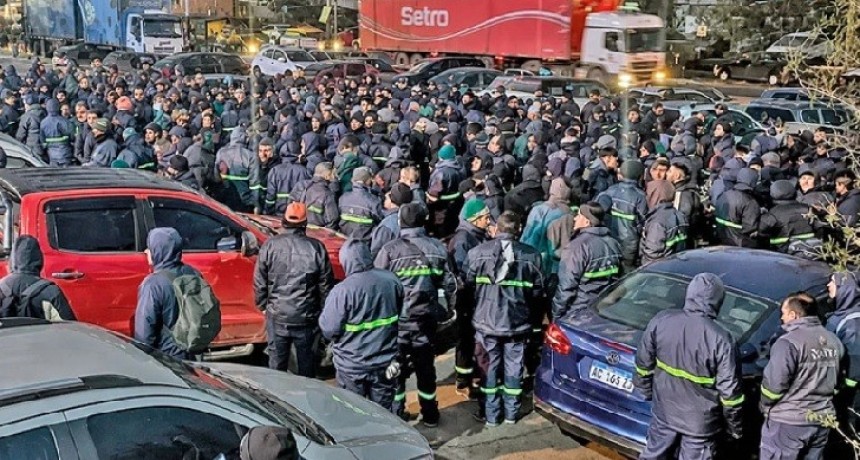 Cerr&oacute; una distribuidora en Tapiales y m&aacute;s de 200 trabajadores quedaron en la calle