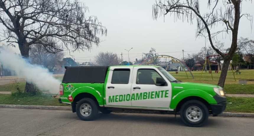 Esteban Echeverr&iacute;a avanza con fumigaciones para prevenir el dengue en todos los barrios