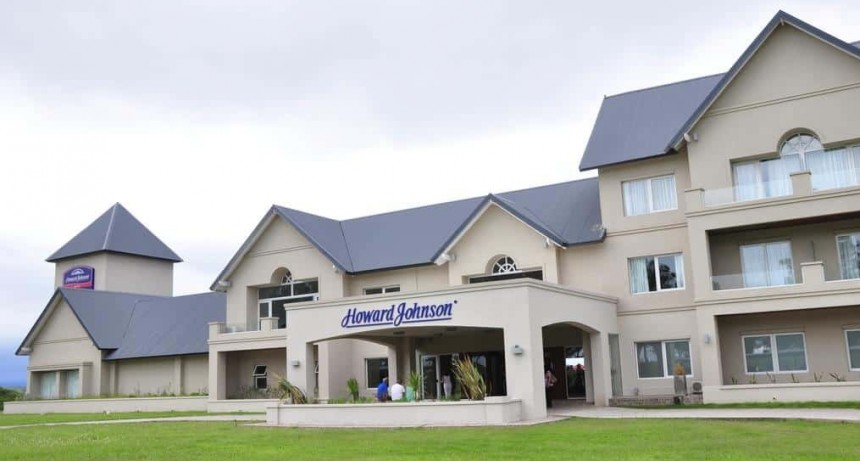 Inauguración de hotel Howard Johnson en La Plata